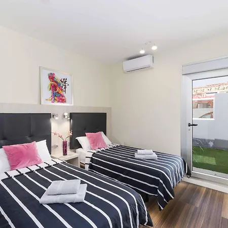 فيلة Krystele كاليتا ذي فوستي